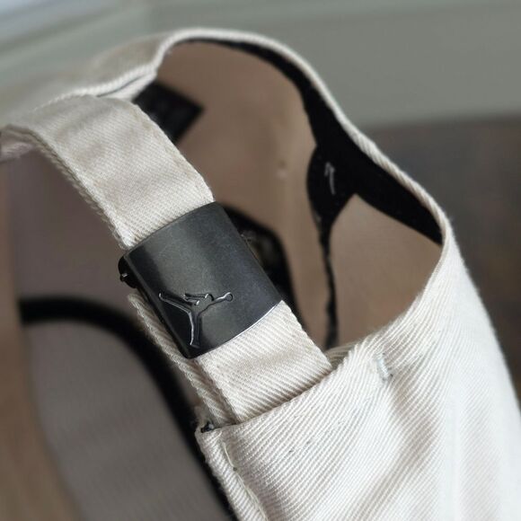 Nike Air Jordan Hat Flight Pro Strap 5-Panel Beige White Adjustable Cap Large L - Picture 9 of 12